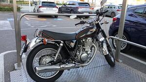 Yamaha SR 400 (2013 - 17) 