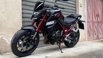 Honda CB 750 Hornet (2023 - 24) usata