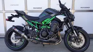 Kawasaki Z 900 (2025 - 26)  (2)