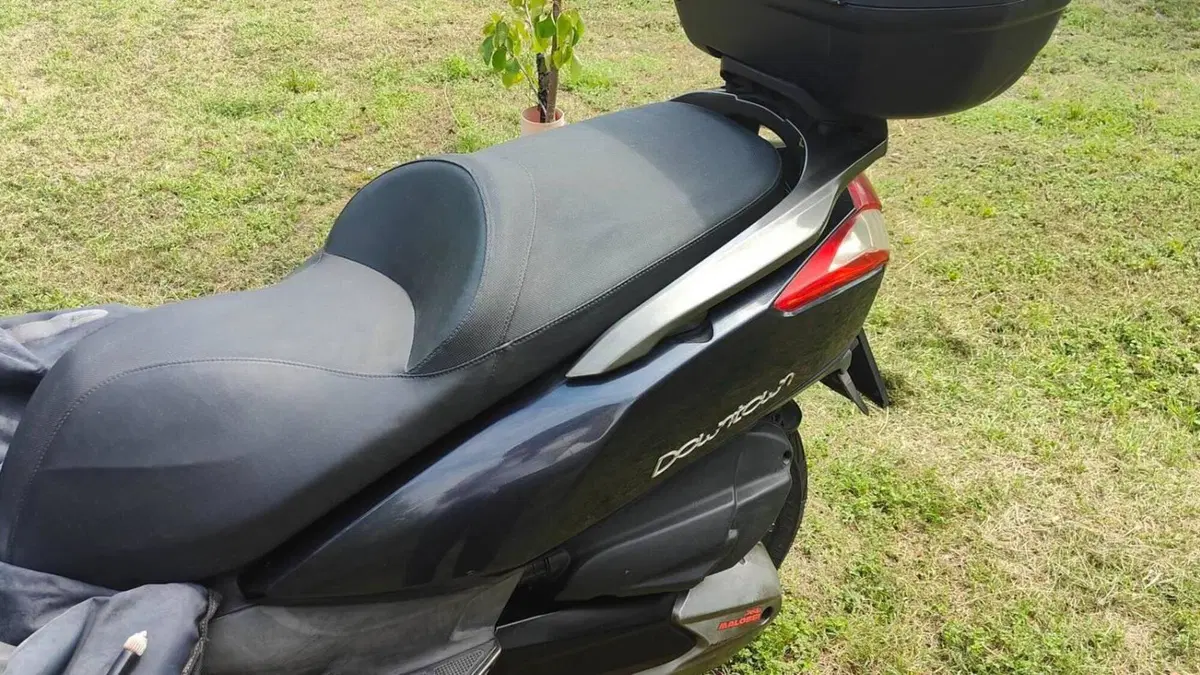 Kymco Downtown 300i (2009 - 17)  (4)