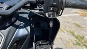 Yamaha T-Max 560 Tech Max (2022 - 24)  (11)