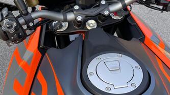 KTM 1290 Super Duke GT (2022 - 25) usata