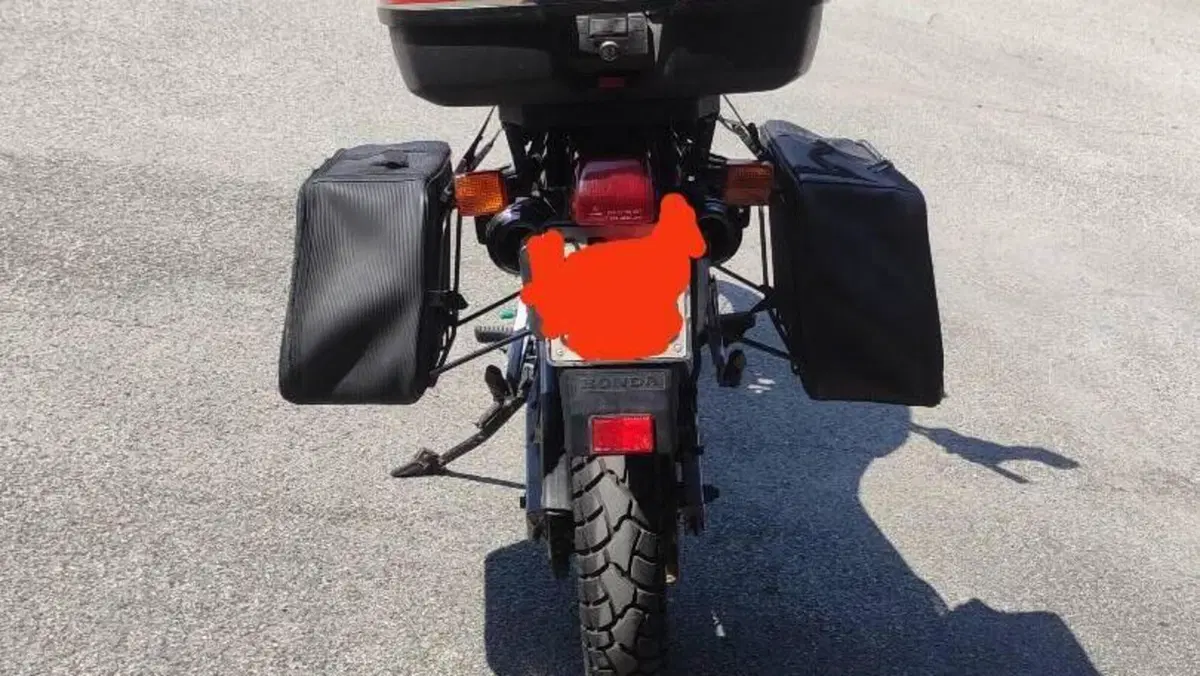 Honda NX 650 Dominator (1988 - 90)  (11)