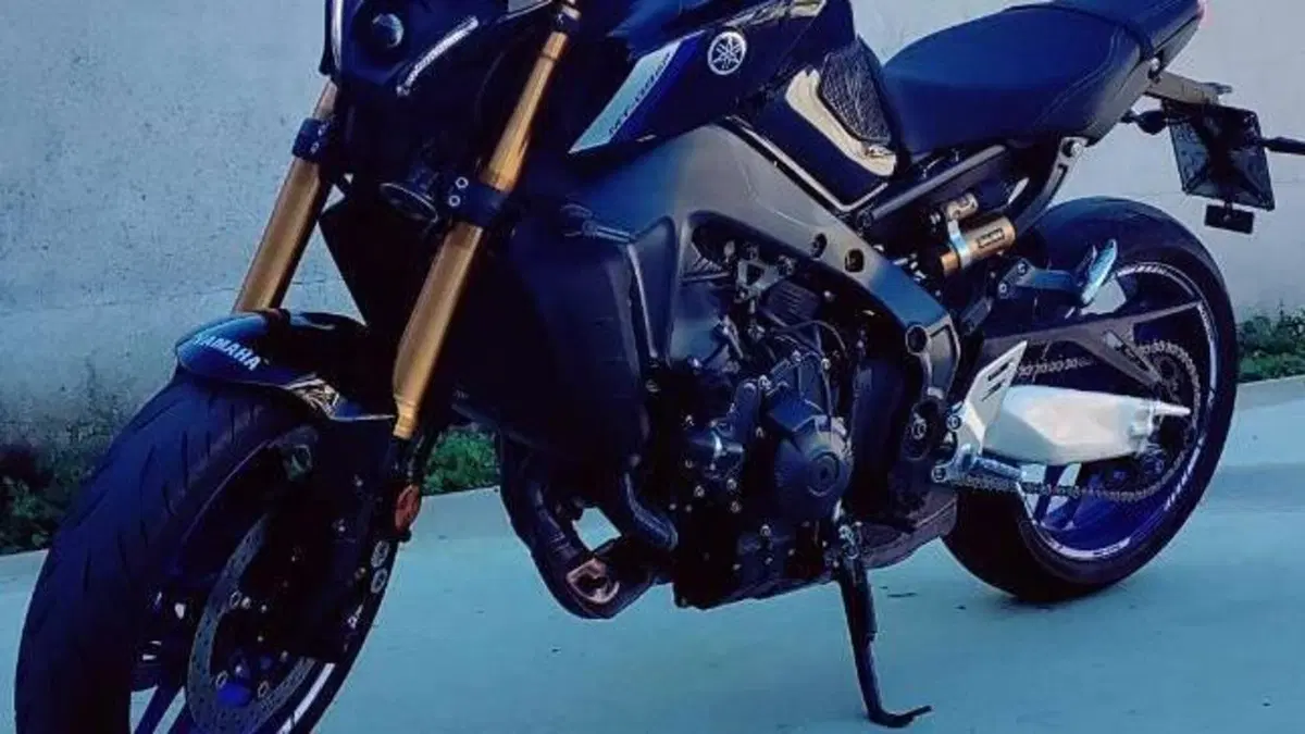 Yamaha MT-09 SP (2021 - 23) 