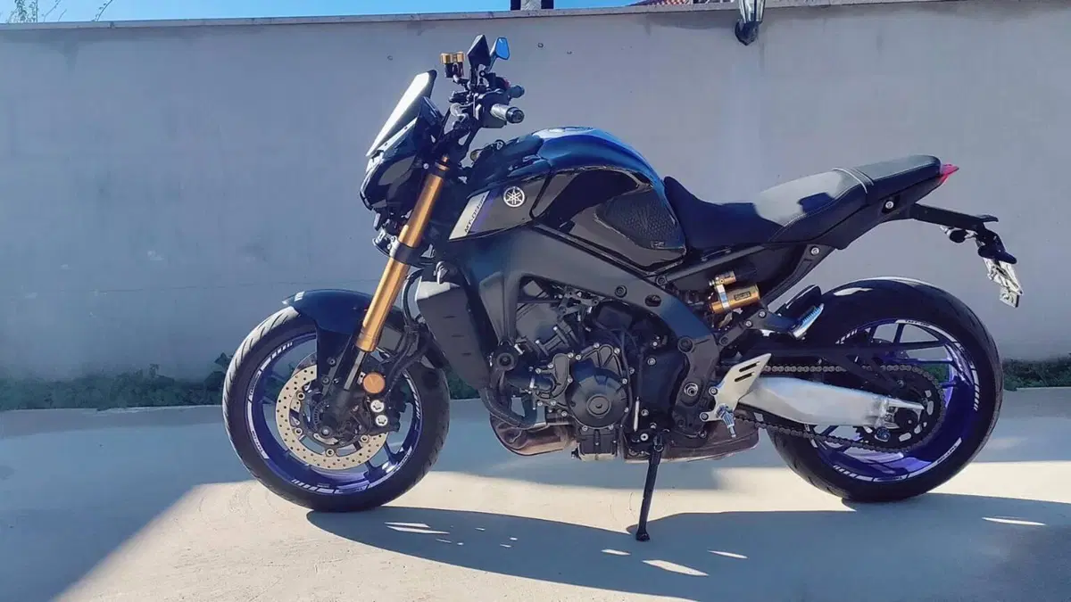 Yamaha MT-09 SP (2021 - 23)  (6)