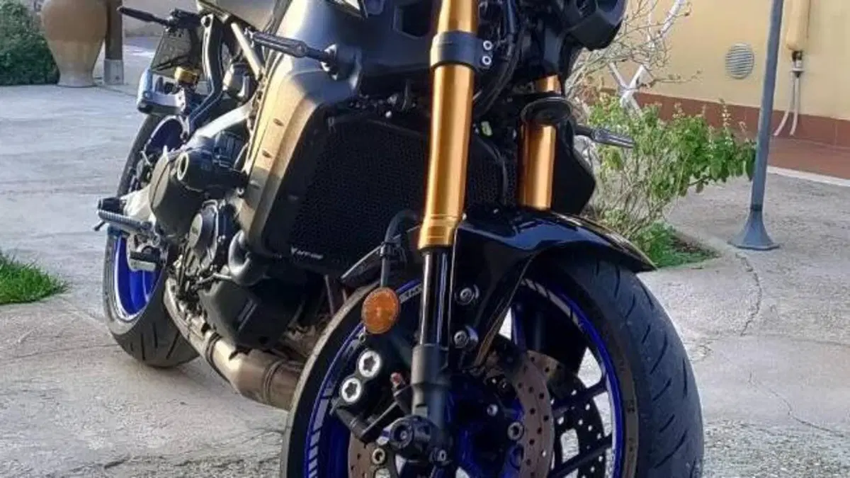 Yamaha MT-09 SP (2021 - 23)  (8)