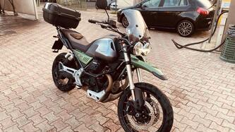 Moto Guzzi V85 TT Centenario (2021 - 22)