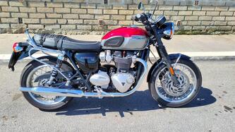 Triumph Bonneville T120 (2021 - 25) usata