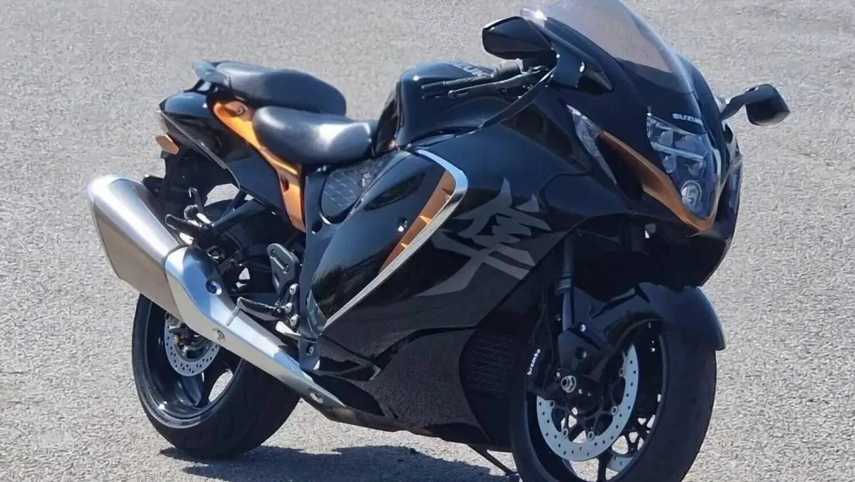 Suzuki GSX 1300 R Hayabusa (2021 - 24) 