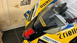 Ducati Panigale V4 Bagnaia 2023 World Champion Replica (2024)  (8)