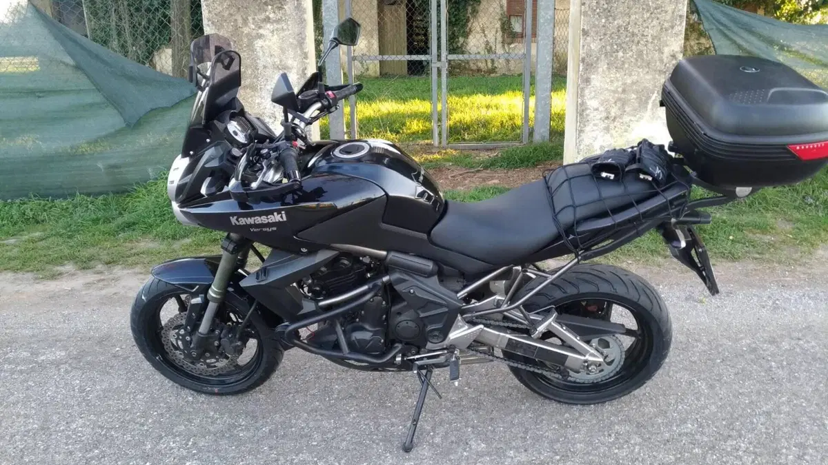 Kawasaki Versys 650 (2010 - 13)  (2)