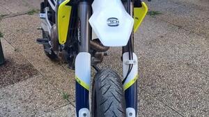 Husqvarna 701 Supermoto (2017 - 19) 