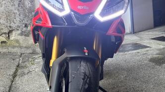 Aprilia Tuono V4 Factory (2021 - 24) usata
