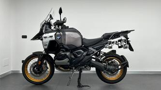 Bmw R 1300 GS Adventure Triple Black (2025) usata