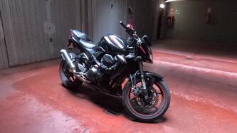 Kawasaki Z 750 (2007 - 14) usata
