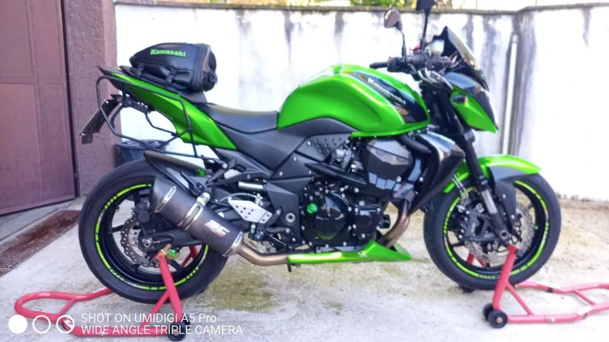 Kawasaki Z 750 (2007 - 14)  (2)