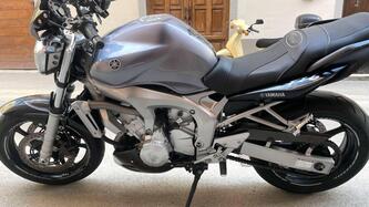 Yamaha FZ6 (2004 - 07) usata