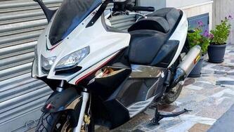 Aprilia SRV 850 ABS (2011 - 16) usata