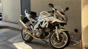 Suzuki SV 650 S (2003 - 06)  (2)
