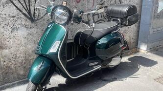 Vespa GTS 300 Hpe Touring (2019)