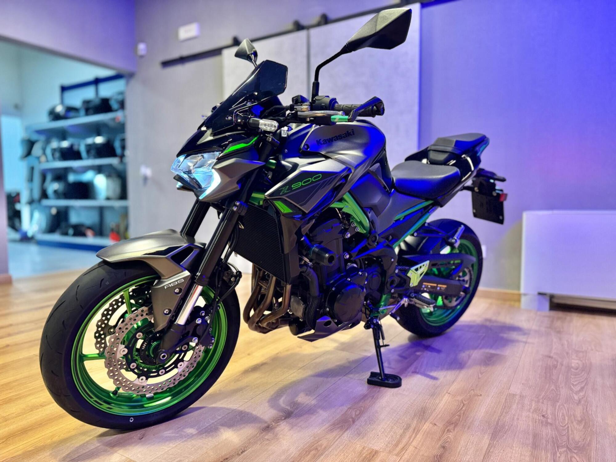 Kawasaki Z 900 Performance (2021 - 24) Usata