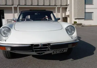 Alfa Romeo Spider 2000 veloce  (3)