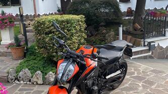 KTM 890 Duke (2021 - 23) usata