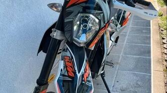 KTM 690 Supermoto