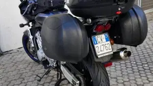 Yamaha FZS 1000 Fazer  (4)