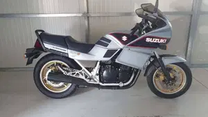 Suzuki   (2)