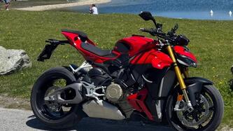 Ducati Streetfighter V4 S (2025) usata