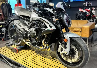 MV Agusta Dragster 800 RR Ottantesimo (2025 - 26) - Annuncio 9789110
