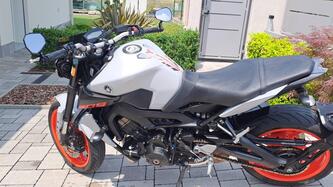 Yamaha MT-09 (2017 - 20) usata