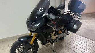 Moto Guzzi V100 Mandello S (2022 - 24) usata
