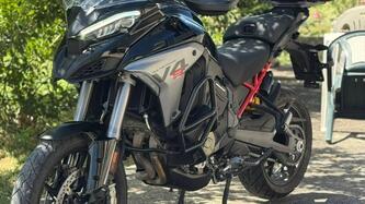 Ducati Multistrada V4 S (2025) usata