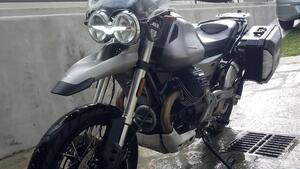 Moto Guzzi V85 TT (2019 - 20) 