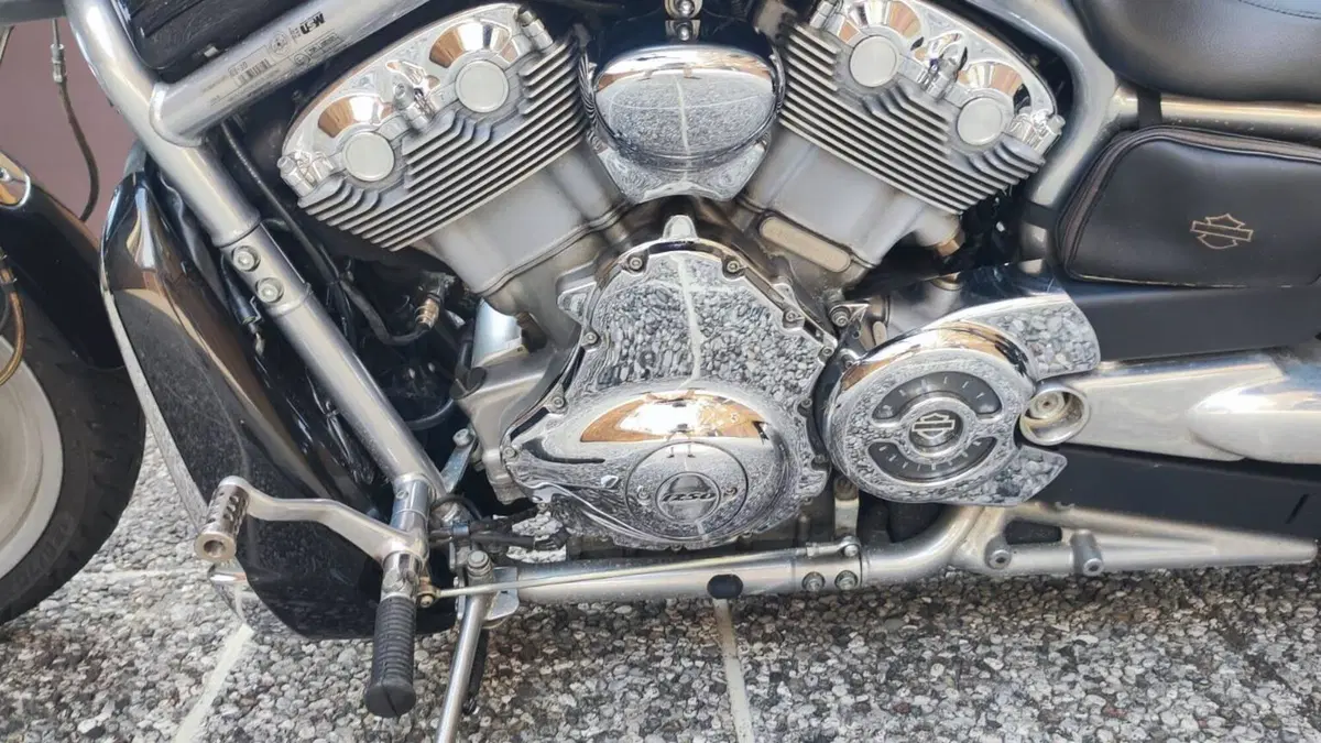 Harley-Davidson 1250 V-Rod (2008 - 12) - VRSCAW  (14)