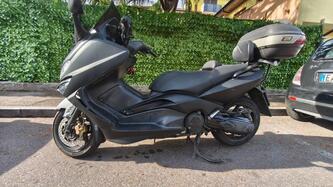 Yamaha T-Max 500 Black Max (2006 - 07) usata