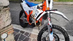 KTM 500 EXC-F Six Days (2024)  (11)