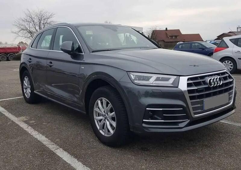 Audi Q5 40 2.0 tdi mhev 12V quattro s-tronic