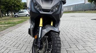 Honda X-ADV 750 (2017) usata