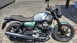 Moto Guzzi V7 Stone Centenario (2021 - 22) 