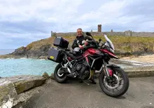 Da Milano all'Isola di Man in sella alla Triumph Tiger 900 GT PRO per il Tourist Trophy 2025 [VIDEO]