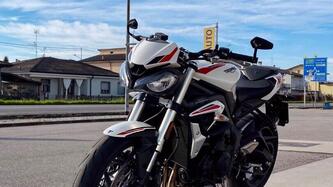 Triumph Street Triple S (2020 - 23) usata