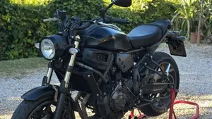 Yamaha XSR 700 ABS (2016 - 20)  (2)