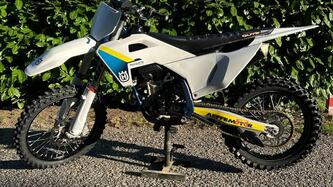 Husqvarna FC 350 (2025) usata