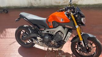 Yamaha MT-09 (2013 - 15) usata