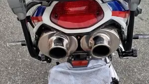 Bmw R 1100 S  (8)