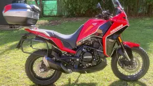 Moto Morini X-Cape 650 Gold Wheels Edition (2022 - 26)  (2)