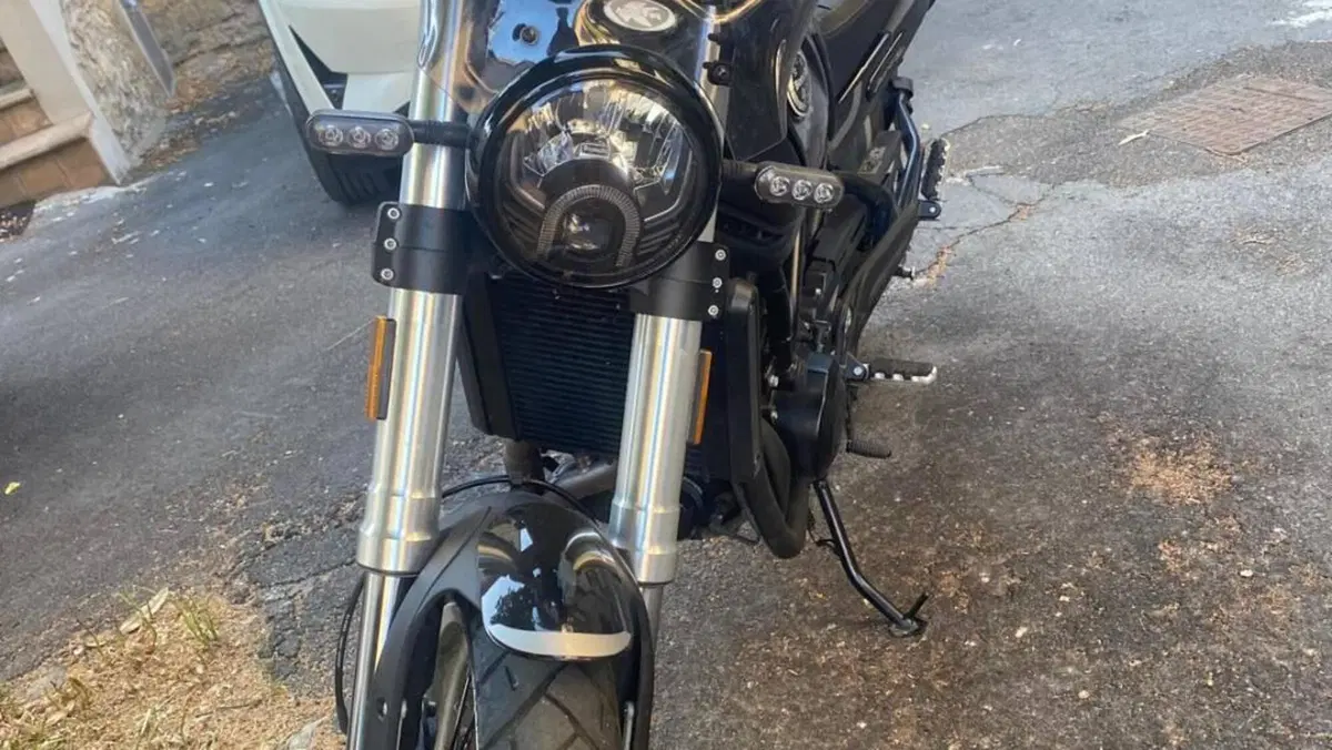 Benelli Leoncino 500 Trail (2021 - 26) 